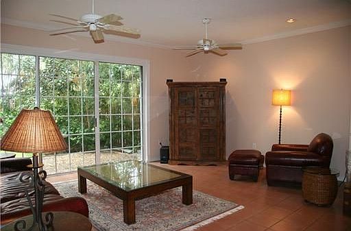 Spacious Living Room