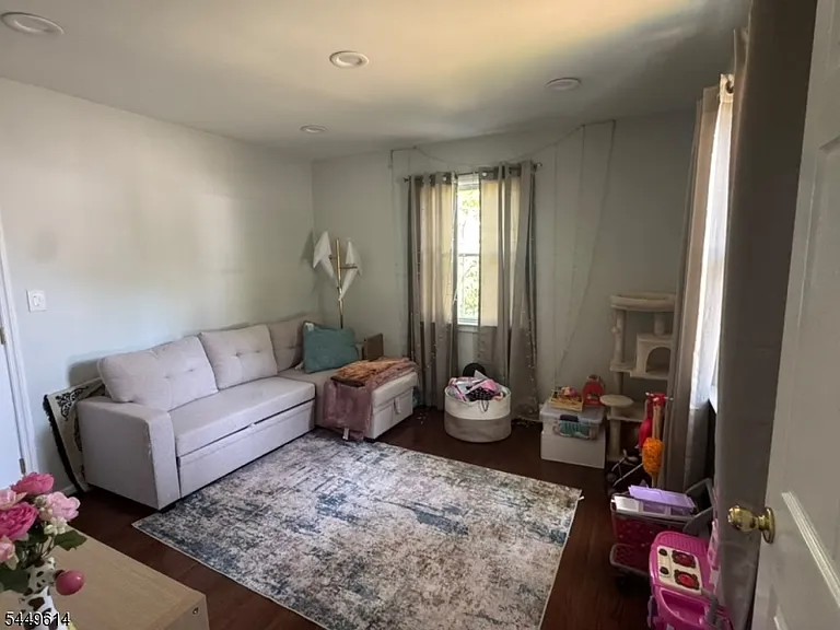 329 Ford Ave — Photo 12