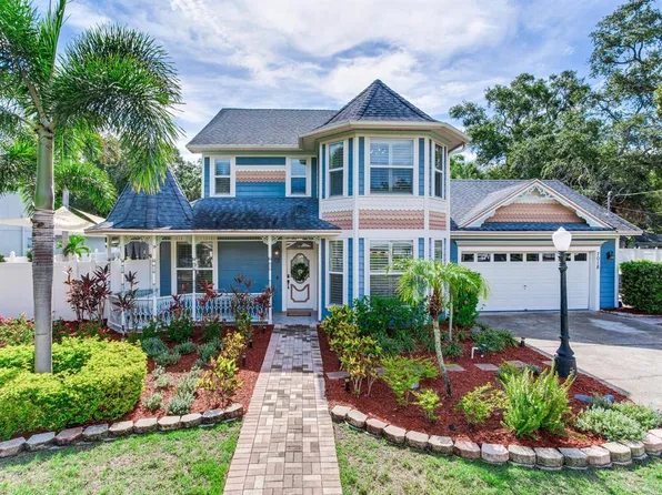 7018 S Shamrock Rd, Tampa, FL 33616