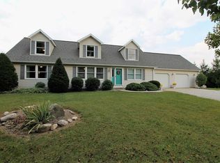 488 W 8th St, Burlington, IN 46915