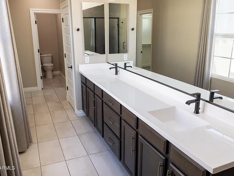 2462 E Lovebird Ln — Photo 29