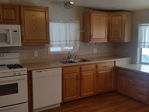 New custom kitchen cabinets 