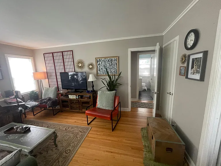 5836 Wooddale Ave — Photo 16