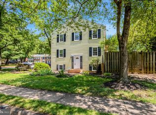 8391 Luce Ct, Springfield, VA 22153