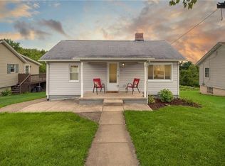 60 Chestnut St, Ellsworth, PA 15331