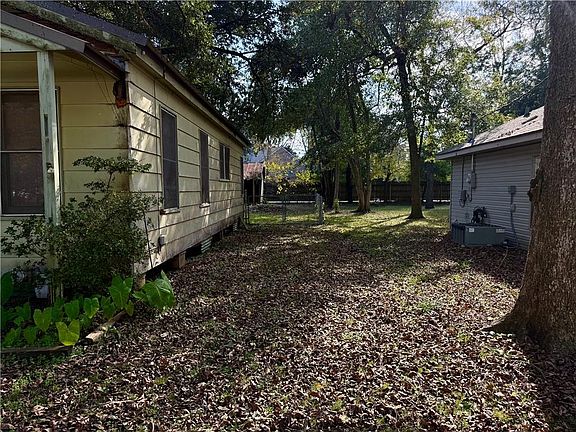 5th image of 3117 Dawkins St