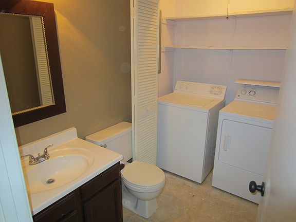Downstairs bath with washer/dryer (in closet)