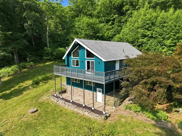 276 Old Gilbertville Rd, Ware, MA 01082