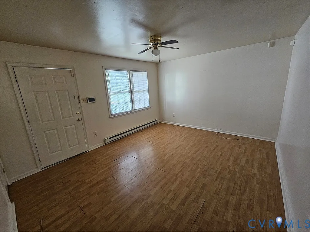 3 bed, 1.5 bath, 1040 sqft, $1,250 — Photo 2