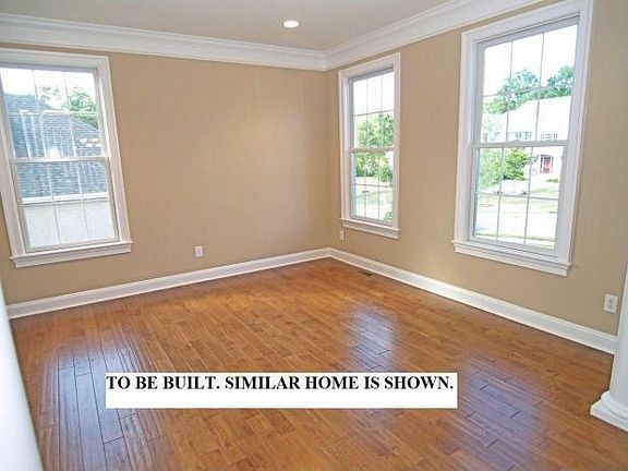 3rd image of 5 Broom Ct
