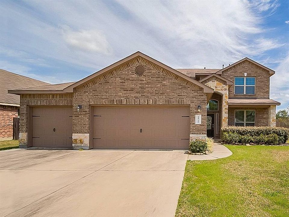 1st image of 18710 Deer Trace Dr