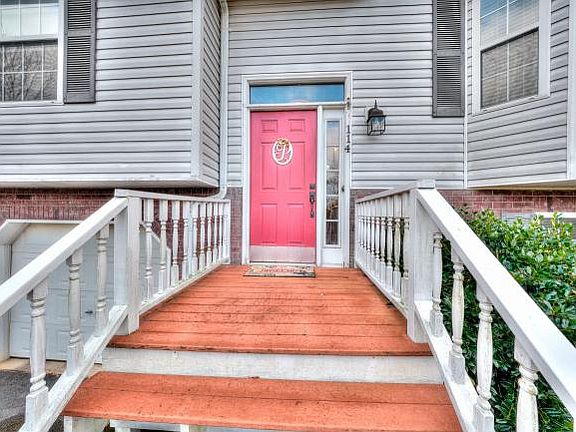 3rd image of 114 Jenny Ln