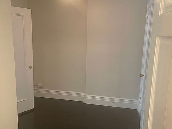 3rd image of 7915 35th Ave APT 1A