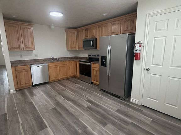 4th image of 546 N 1380 W #1