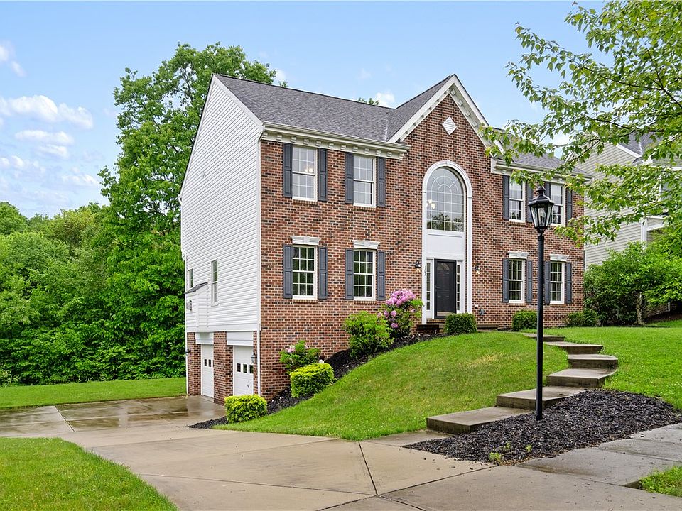 1st image of 303 Silver View Dr