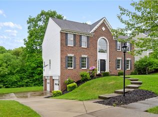 303 Silver View Dr, Cranberry Township, PA 16066