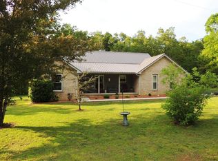 495 Poplar Dr, Crossville, TN 38571