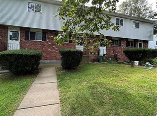 8 Walnut Dr APT D, Uncasville, CT 06382