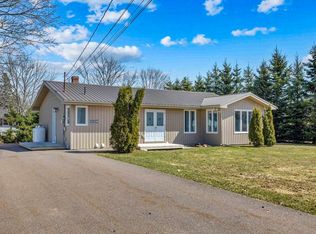 118 Maple Ave, Charlottetown, PE C1A 6G5