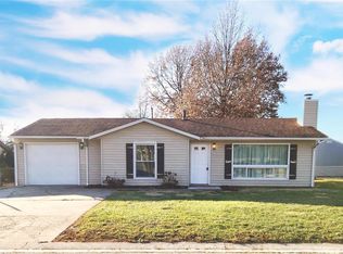 632 Albers Ln, Bethalto, IL