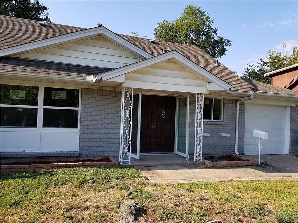1st image of 1310 Rosewood Hills Dr