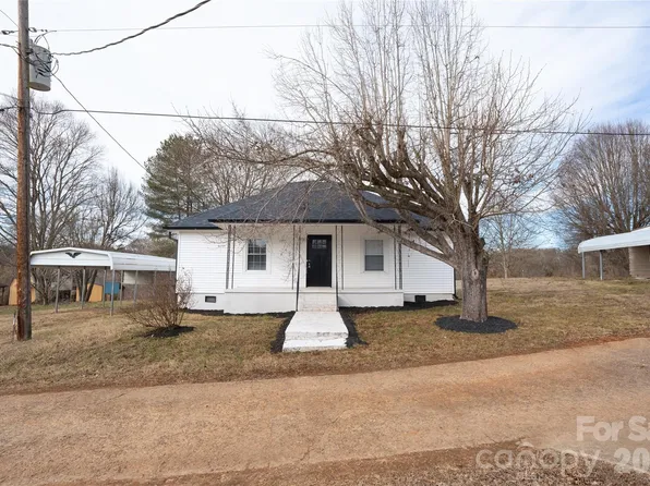 3076 Lightview Ln, Lincolnton, NC 28092