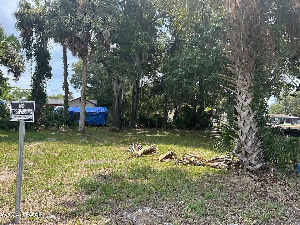 1st image of 325 Rose Ave