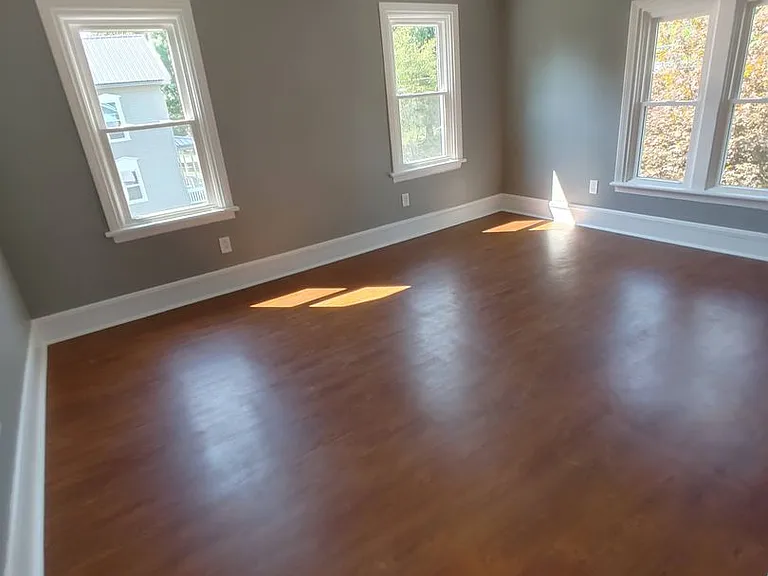 1101 S Main Street — Photo 10