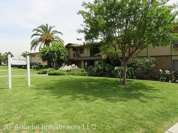 2nd image of 840 Arcadia Ave APT 07