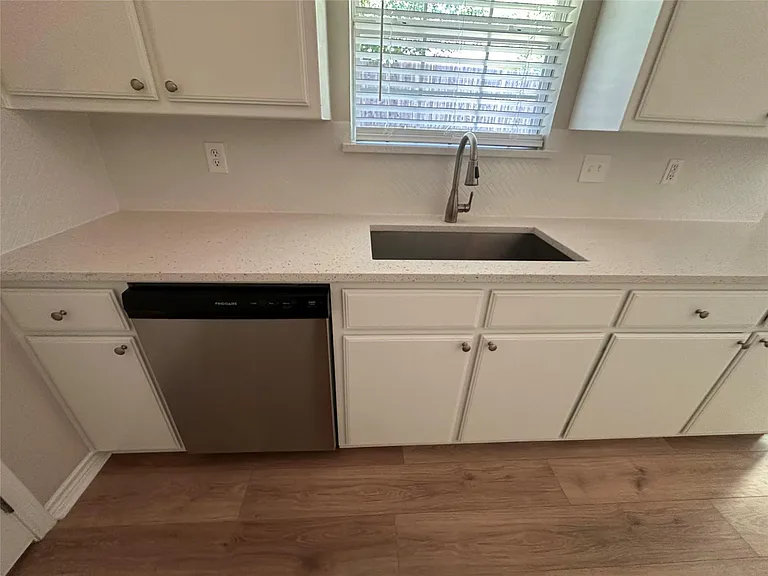 738 Wayne Avenue_8_07062026