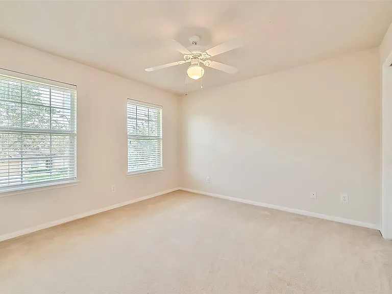 5506 Flower Grove Ct — Photo 22