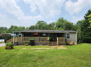 102 Ironwood Ct, Vinton, VA 24179