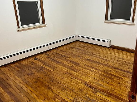 4th image of 1004 W 15th St Unit 1