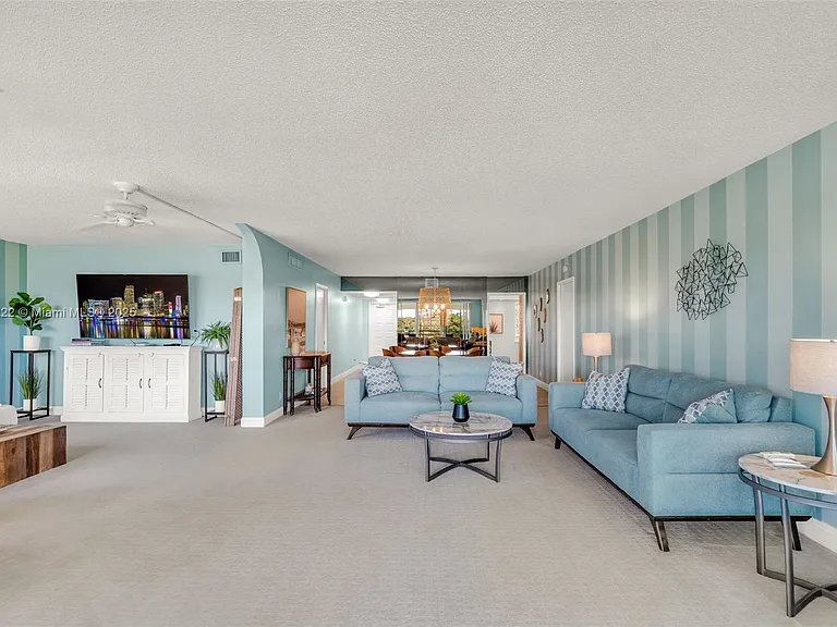 808 Cypress Blvd #409 — Photo 7