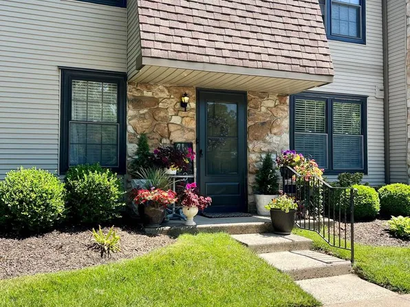 291 Sassafras Ct, Warrington, PA 18976