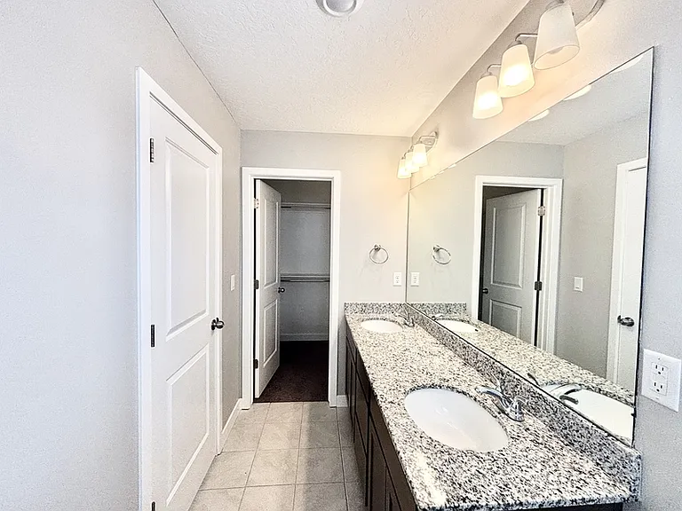 153 E Brushy Canyon St — Photo 31