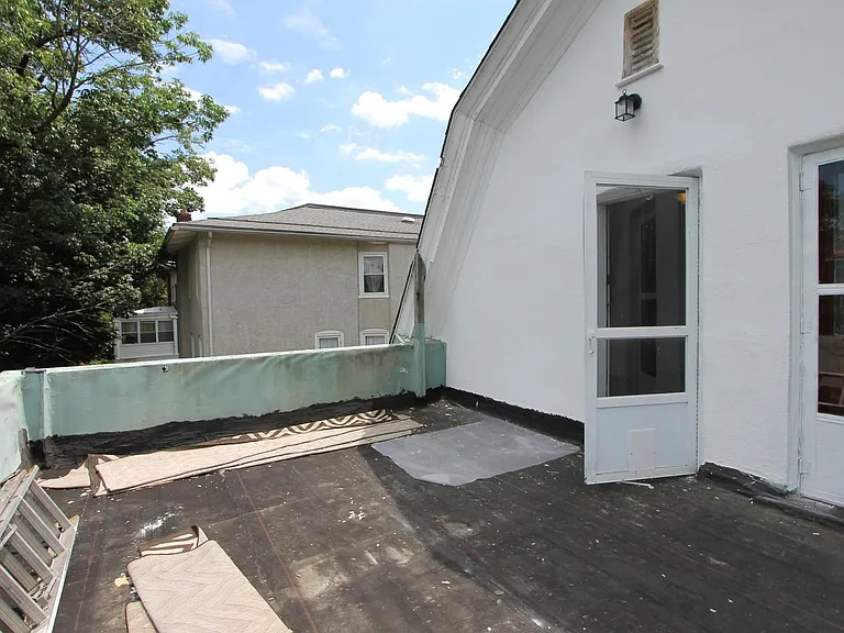 6333 Greene St — Photo 37