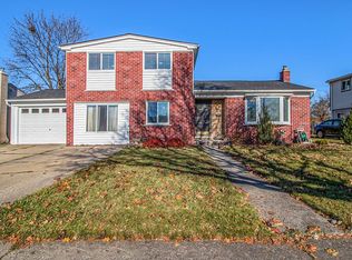 11467 Delvin Dr, Sterling Heights, MI 48314