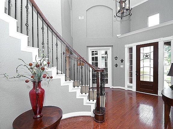 4th image of this home