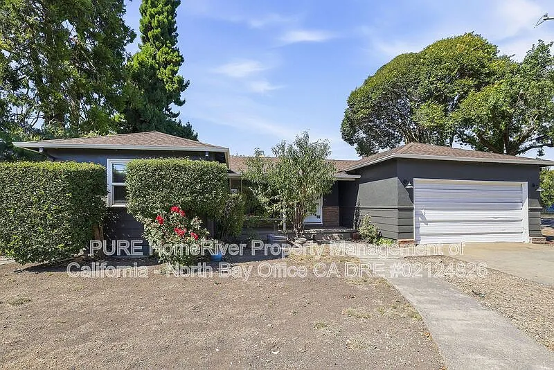 2 bed, 1.0 bath, 1006 sqft, $2,500 — Photo 2