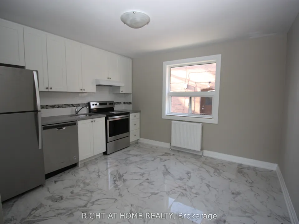 2 Glen Gordon Rd #4