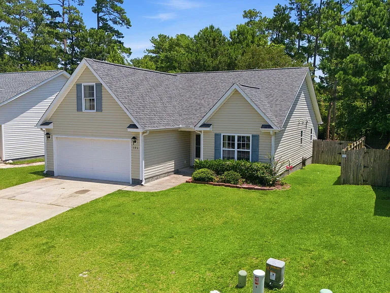 106 Lakeside Green Dr — Photo 34
