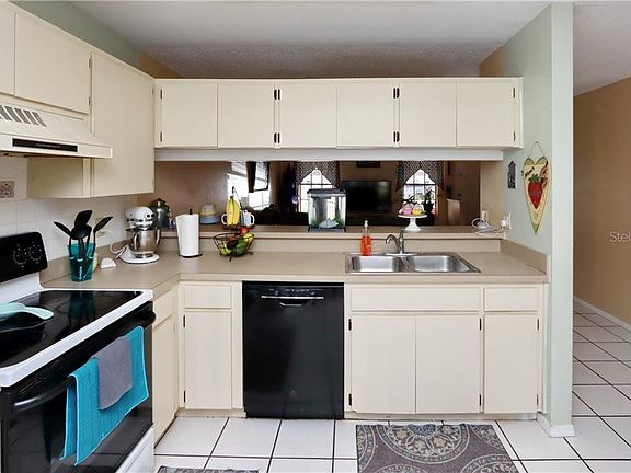 4th image of 12604 Castle Hill Dr