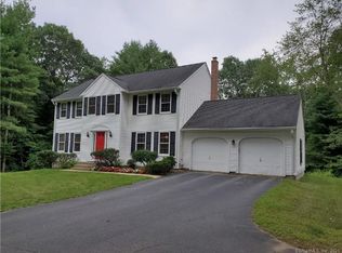 59 Woodland Dr, Windham, CT 06280