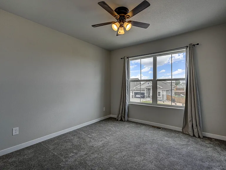 10122 Bracknell Pl — Photo 33