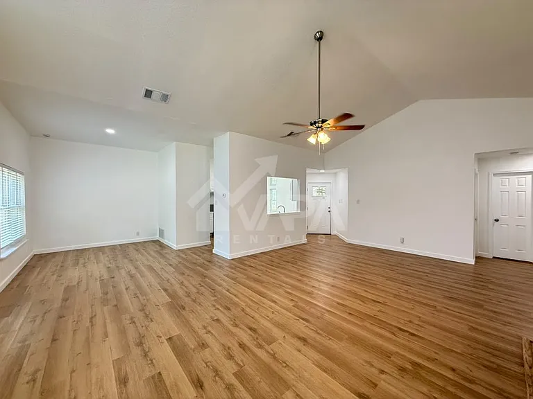 9840 Logans Ridge Dr — Photo 9