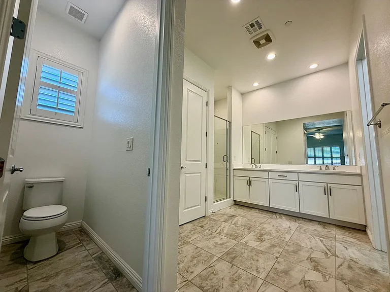 313 Meadow Brush Pl — Photo 10