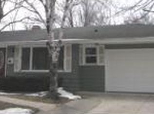 438 Memory Ct, Green Bay, WI 54301