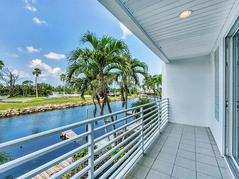 8234 Harborside Cir — Photo 14
