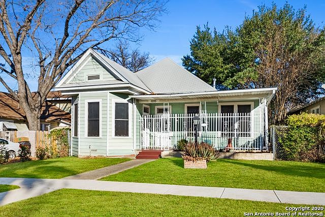1st image of 1033 W Summit Ave